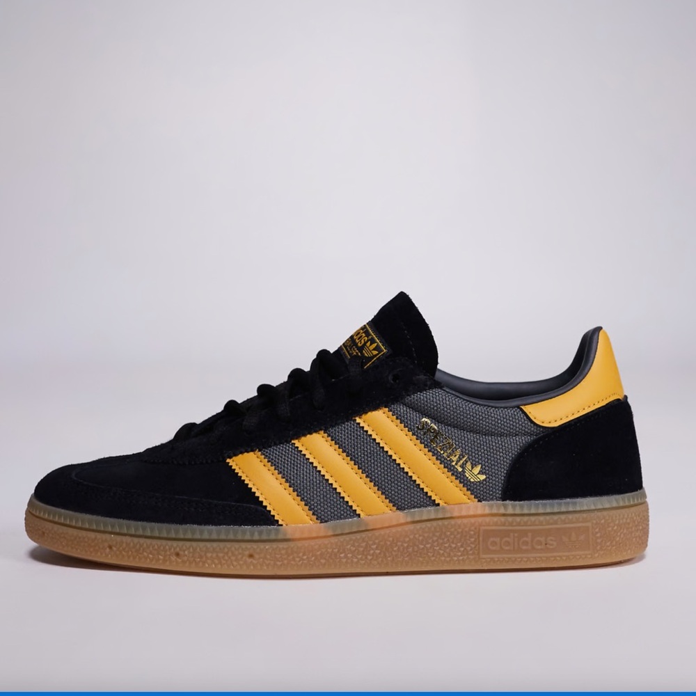 Adidas Spezial Sneakers